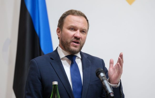 Putin wants Europe in Ukraine talks to buy time, Estonia says