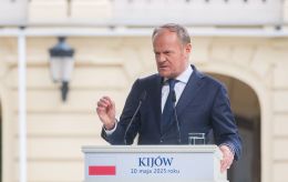 Poland prepares for real Russian invasion as Tusk urgently summons ministers