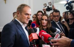 Donald Tusk slams Russia&rsquo;s May 9 ceasefire, calls it political gesture