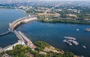 Russian attack on Ukrainian city Zaporizhzhia kills child, damages gas facilities, shuts Dnipro dam