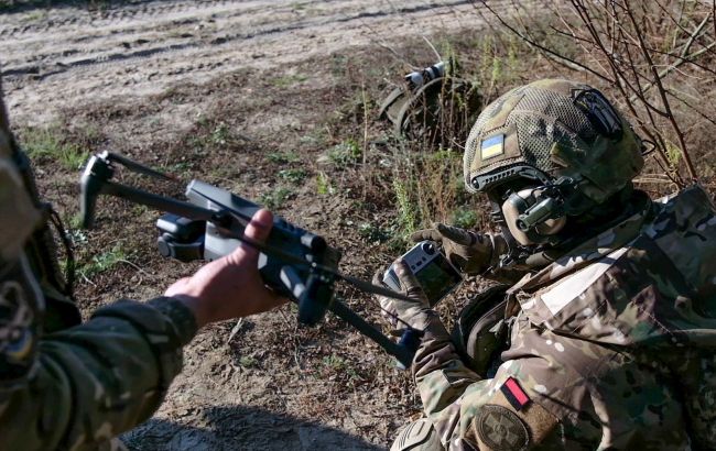 Day and night: Ukrainian border guards show elimination of Russian troops on front (video)