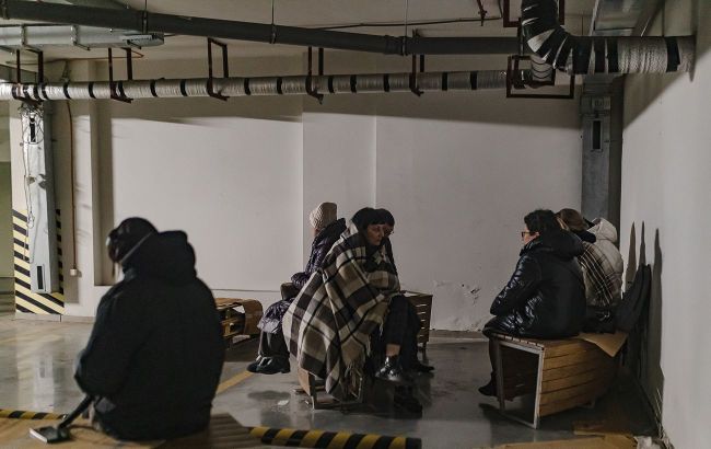 Kyiv casualties rise above 10, elderly woman dies in shelter