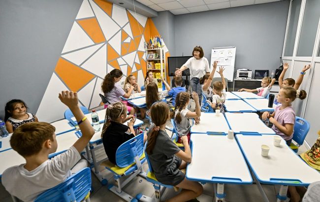 Ukraine strengthens school infrastructure to operate up to 12 hours during blackouts
