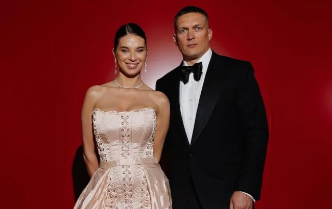 Usyk and his wife shine in captivating photo from their special day
