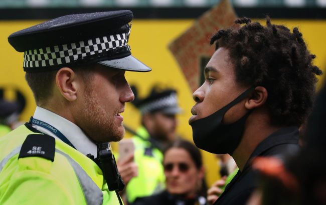 UK deportations hit a 10-year high