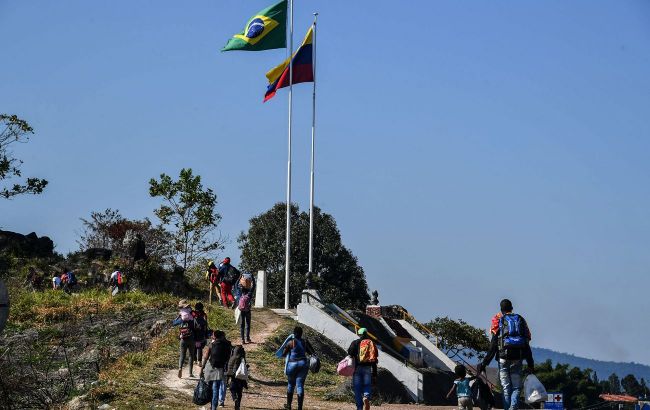 Brazil sees no threat from Russia, fears its influence via Venezuela – CNN analyst