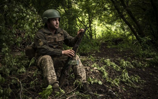 Enemy hitting our trenches - Opytne may open way to Donetsk, but it's challenging