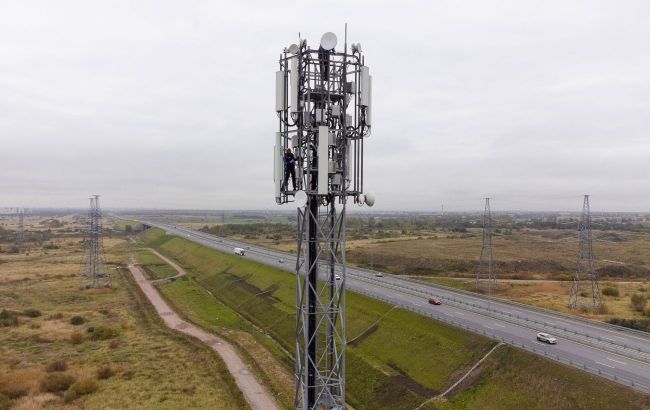 Cellular tower undermined in Bryansk region, Internet connectivity problems arise