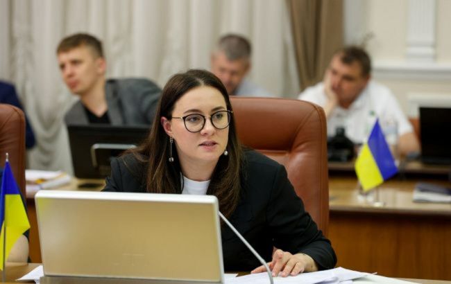 Ukraine begins implementing mineral agreement with US - NYT