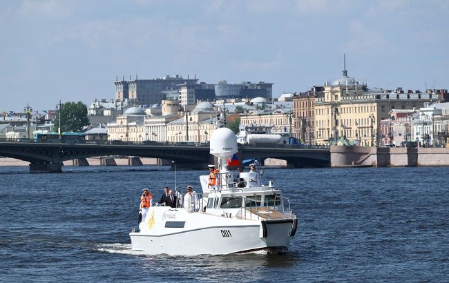 UK intel explains why Russia reluctant to hold its main naval parade
