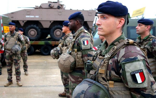 EU drafts plan to deploy troops to Ukraine – WSJ