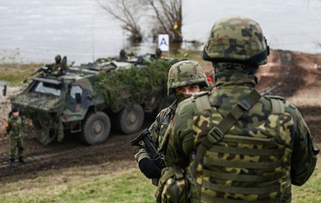 'We rely on Ukraine's experience': Polish military train civilian medics for war