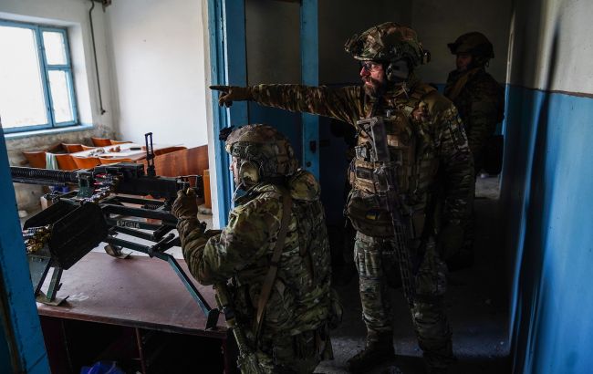 Ukrainian forces crush Russians in Bakhmut, forcing retreat