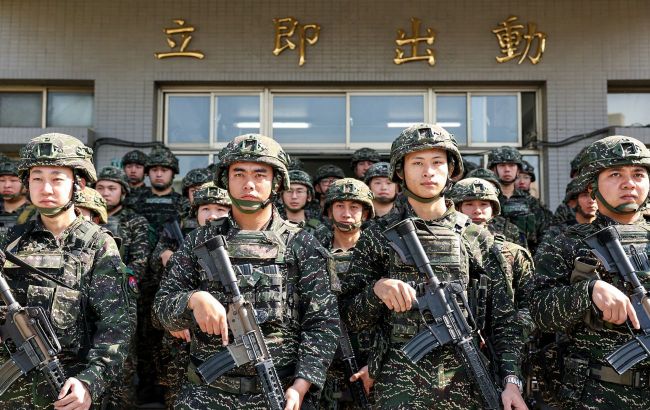 Taiwan turns to Ukraine's war playbook amid China threat