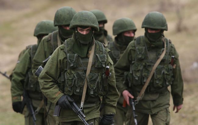 Russian forces transferring equipment to airfield near Simferopol in Crimea - ATESH