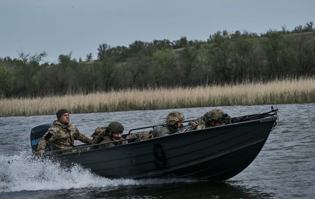 Ukrainian Special Forces destroy 15 Russian boats in Kherson region