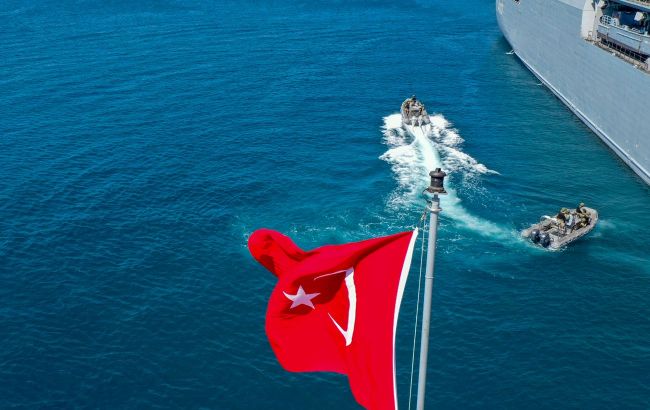 Jet ski with explosives found off coast of Türkiye in Black Sea - Media