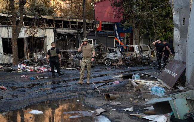 Russia tries to encircle Ukraine's Kostiantynivka in Donetsk region, combat ongoing