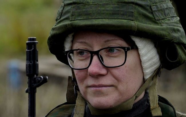 Russia recruits women in PMCs to wage war against Ukraine - British intelligence