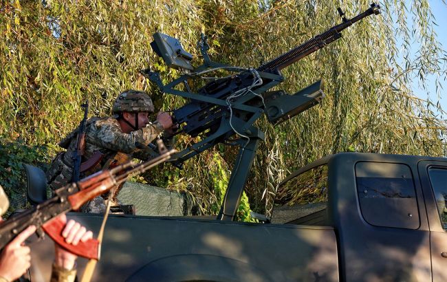 Russia strikes Ukraine with 97 drones and 2 missiles overnight: Air defense's work reported