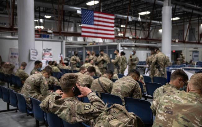 Hundreds of US troops moved to Portland in defiance of court order