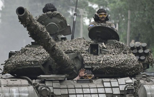 Ukrainian Armed Forces pushing Russians out of the left bank of the Dnipro