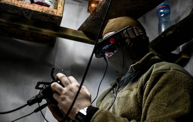 Ukrainian soldiers use FPV drones to destroy Russian force hideouts