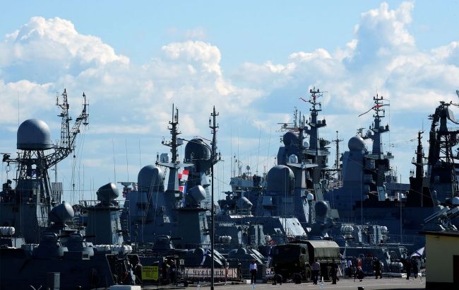 Putin cancels Navy Day parade, says frontline is the real place to celebrate