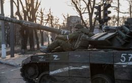 Russian troops mobilize reserves to seize Novomykhailivka, Ukrainian military says