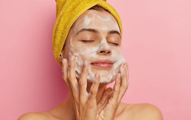 Most common mistakes women make in skincare
