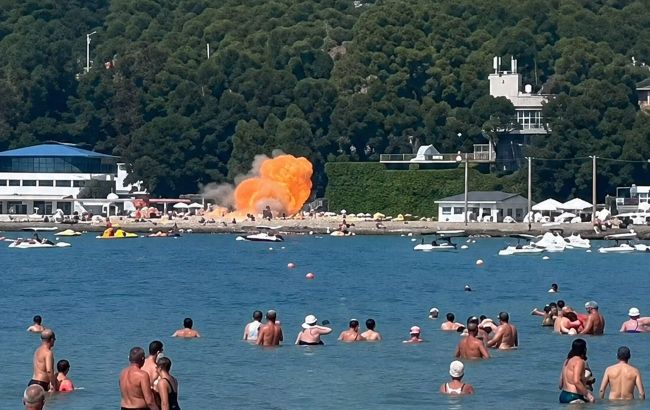 Drone crashes onto crowded beach near Russia's Gelendzhik