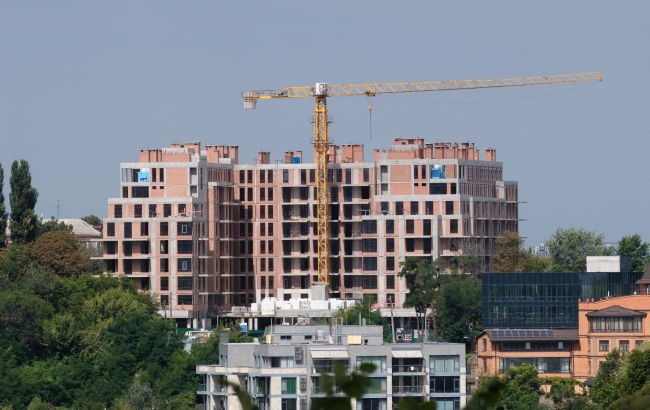 Russian real estate collapses nearly 50% as developers face bankruptcy