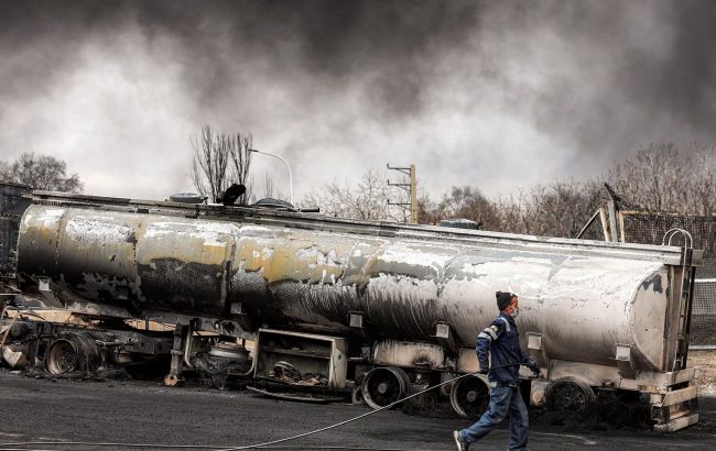 Iran earning twice as much from war with US thanks to China &mdash; The Economist