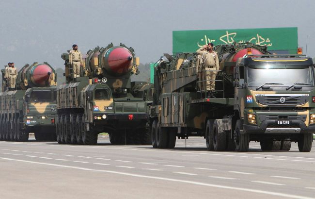 Pakistan tests long-range missile as tensions with India escalate