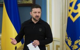 Zelenskyy unveils plan to close skies over Ukraine