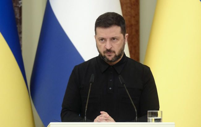 Russia repeatedly hit Ukraine's emergency and energy crews in double terror strikes - Zelenskyy