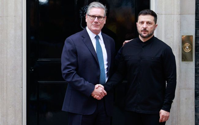 Zelenskyy and Starmer discuss what happens to frozen Chelsea sale funds