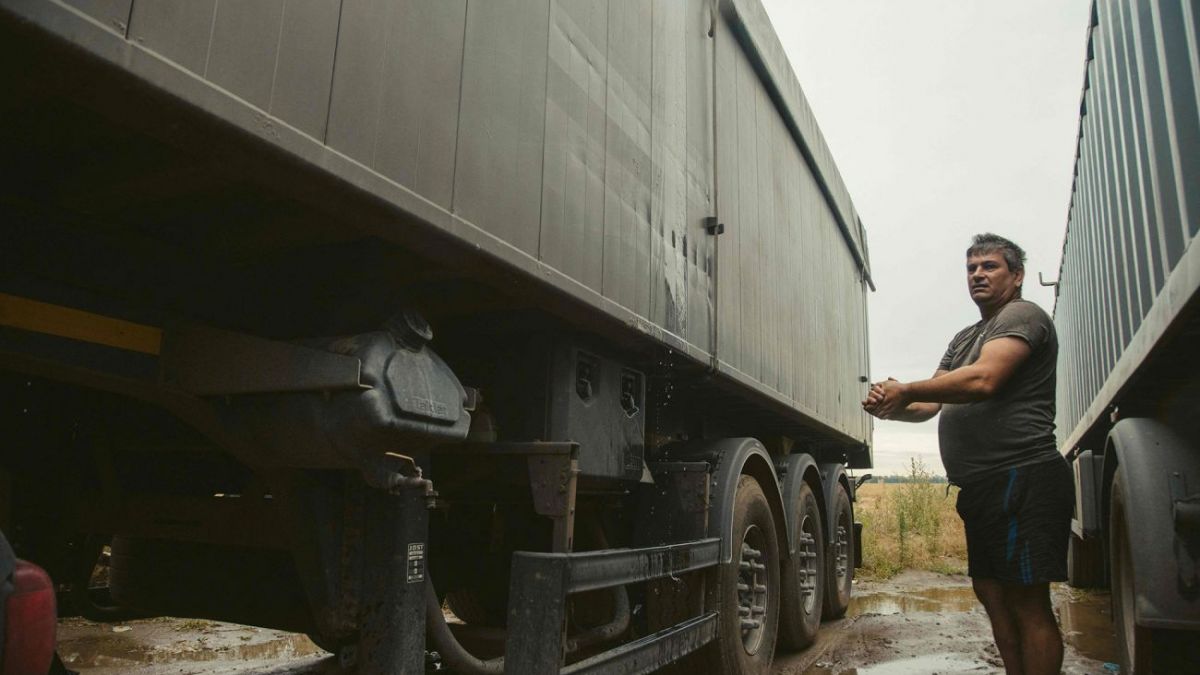 Lithuania proposes banning transit of Russian and Belarusian agricultural products