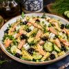 Salad that can replace full dinner: Easy pasta and salmon recipe