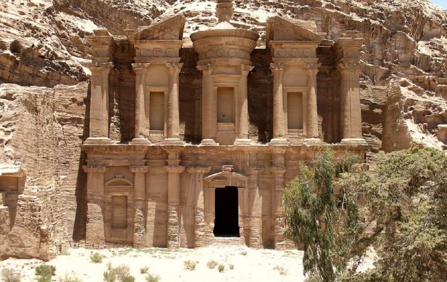 They left with secrets. 5 great cities of forgotten civilizations