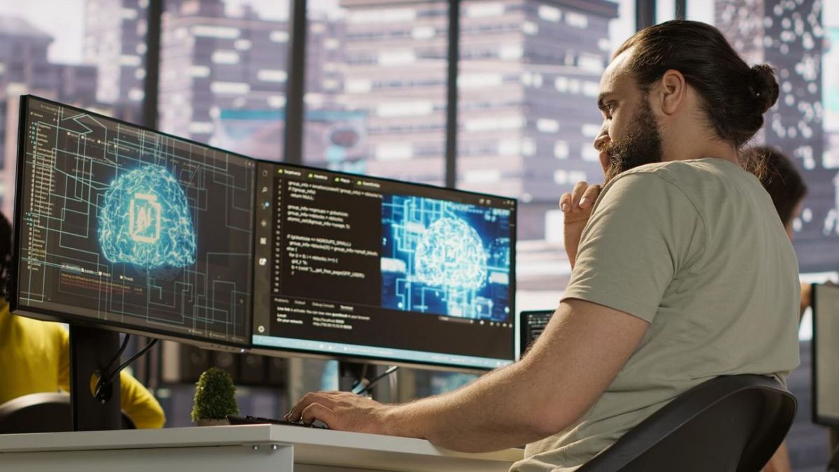 4 skills that help you not to lose your job in AI era