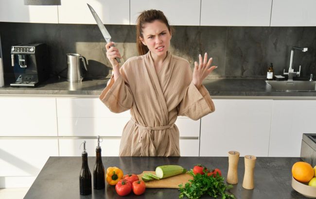 'Angry because hungry': Nutritionist's insights and coping strategies