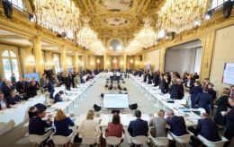 Ukraine, US, and Coalition of Willing reach agreements in Paris Declaration