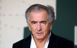 'Europeans and Americans behave as sleepwalkers, walking through abyss.' Interview with Bernard-Henri L&eacute;vy