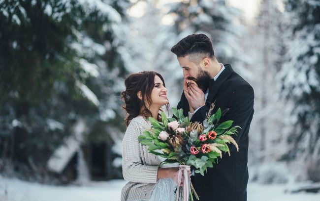 Wave of passion begins January 26; These zodiac signs won&rsquo;t escape intense love