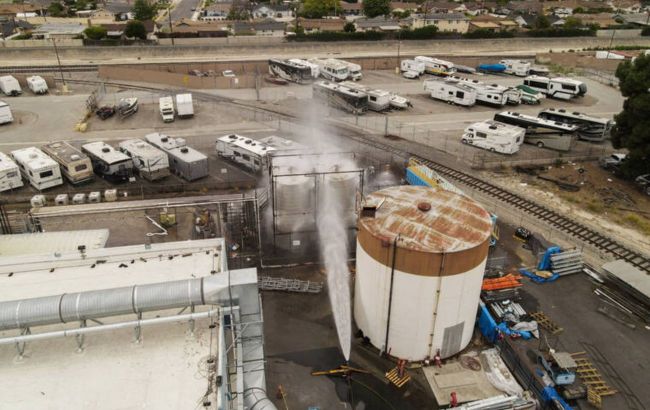 California chemical plant blast threat forces mass evacuations
