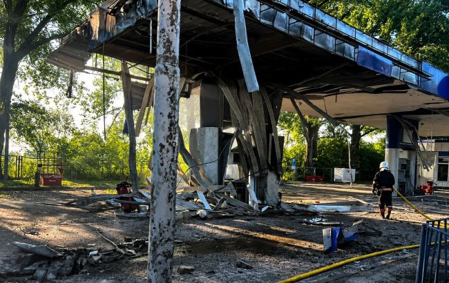 Russia strikes gas station in Ukraine's Zhytomyr region, injuries reported