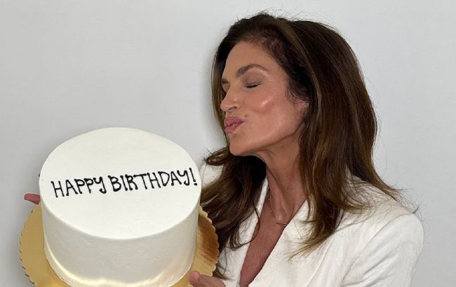 Cindy Crawford celebrates 59: What's her secret to fantastic shape