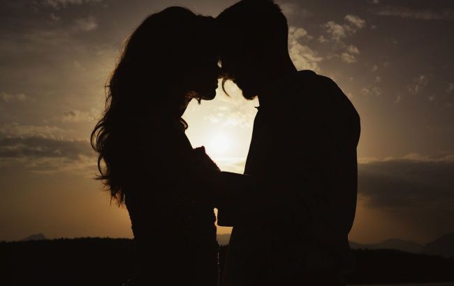 Love and destiny: 4 zodiac signs finding their soulmate in 2025