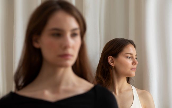 How to quiet inner critic: Reasons for its appearance and its impact on our lives